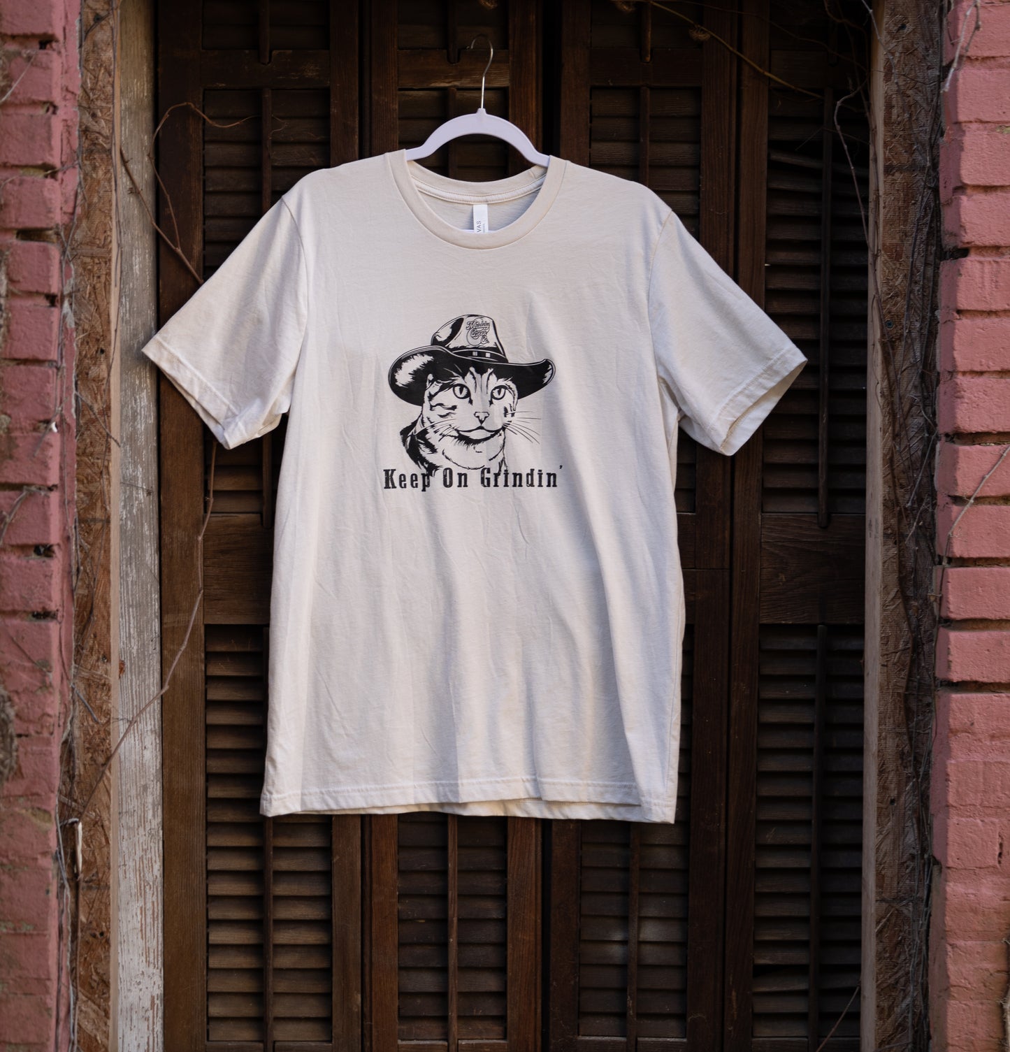 Keep on Grindin' (Cat) T Shirt White/Green